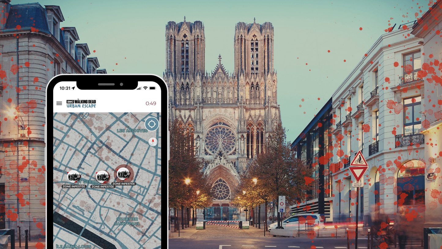 Participants en équipe dans un escape game outdoor immersif sur le thème de The Walking Dead
