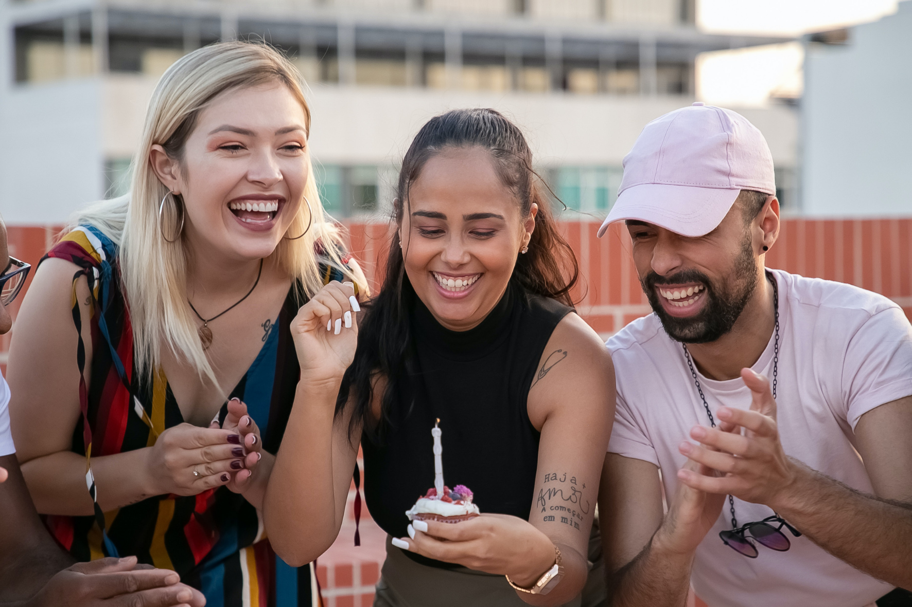 Feter son anniversaire de manière différente en jouant dans les rues de Zurich